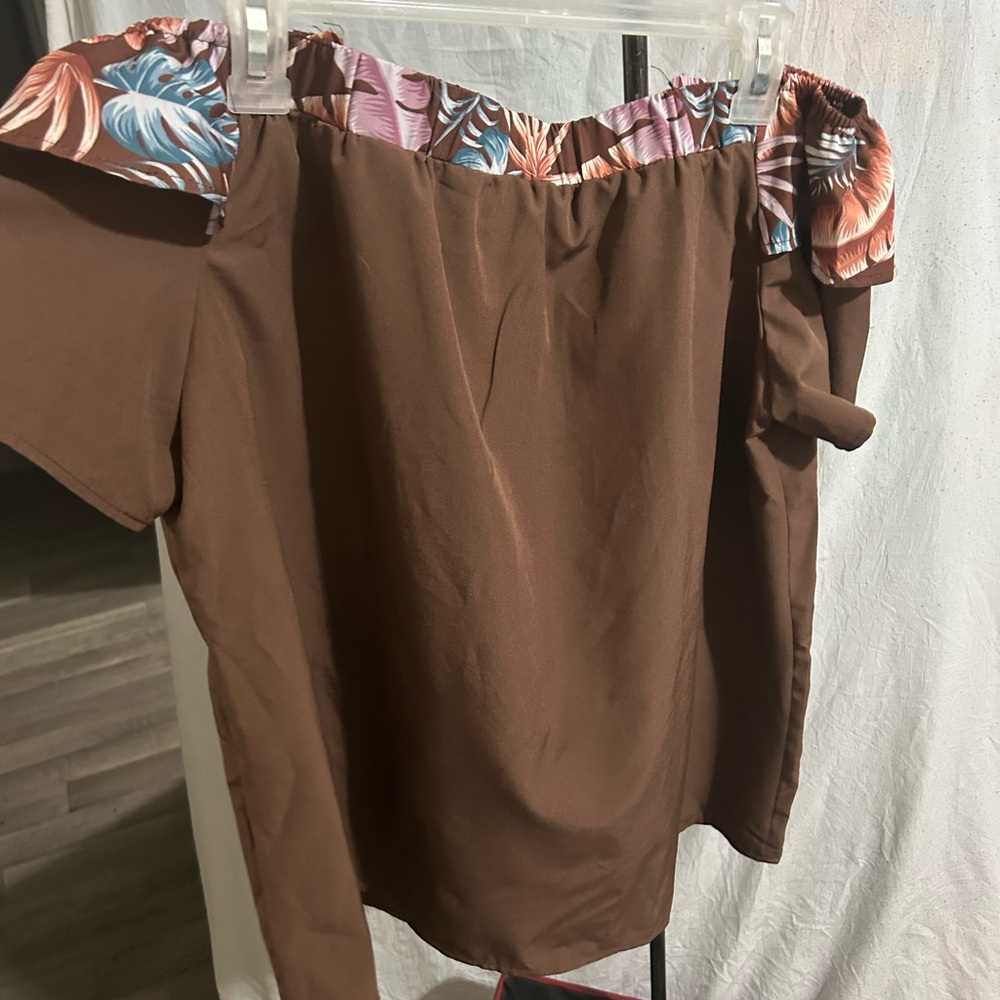SHEIN Brown Off-Shoulder Blouse with Floral Trim